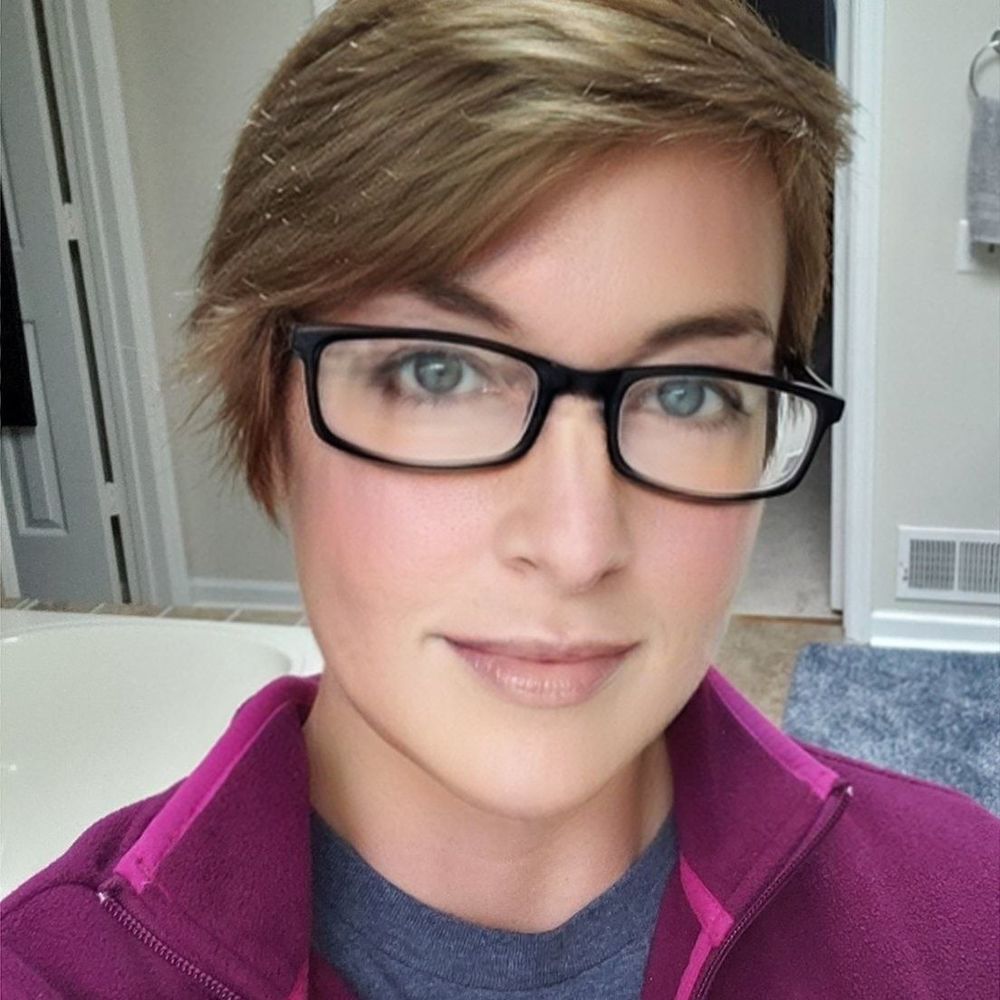 Meet your Posher, Rebecca